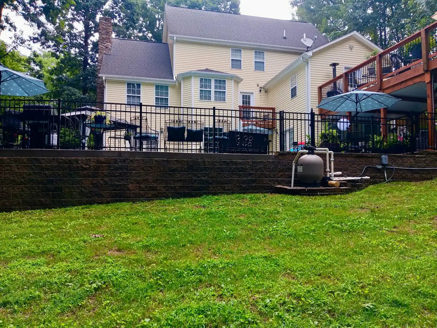 Pool fence in Rocky Mount VA
