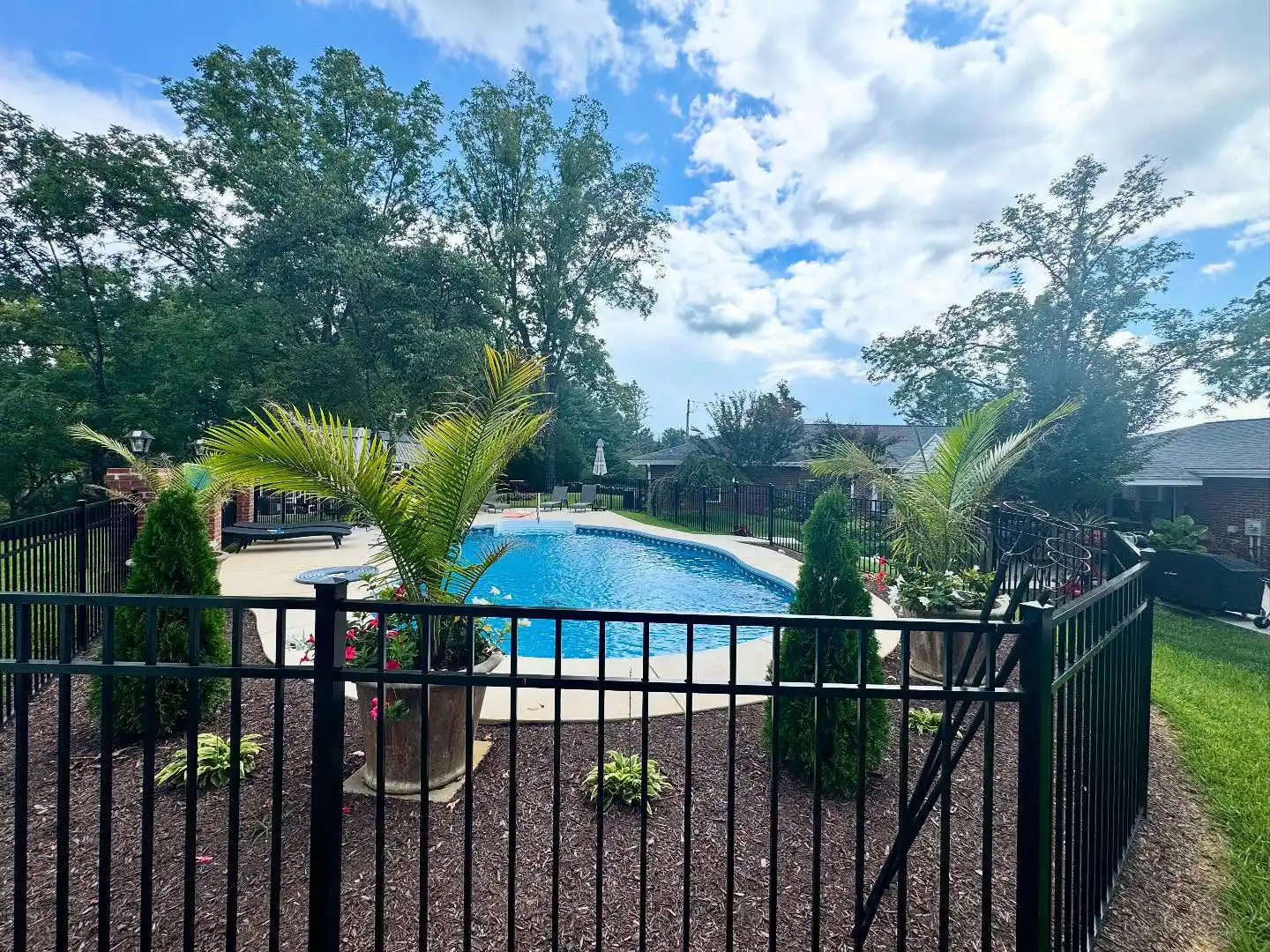 Aluminum fence installed around pool in Roanoke VA